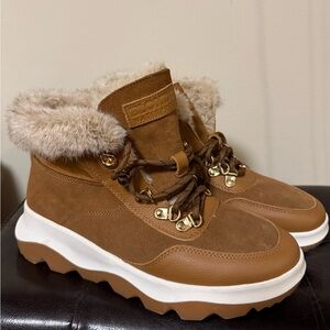 $150 Blondo women’s Ante boots size 9